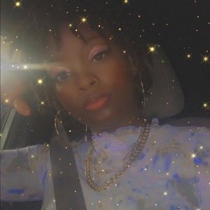 Meet your Posher, Leamonie